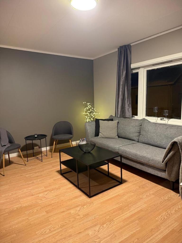 Cozy - Free Parking & Wi-fi Appartement Tromsø